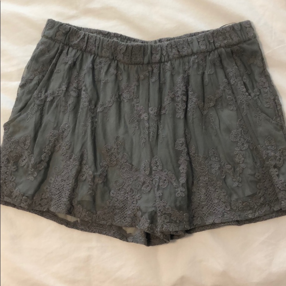 Zara Gray Lace Shorts